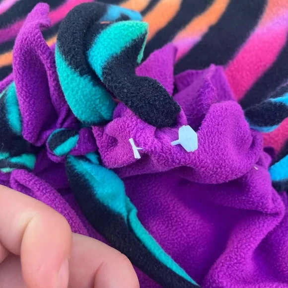 Y2K Zebra Print rainbow blanket - Picture 3 of 3